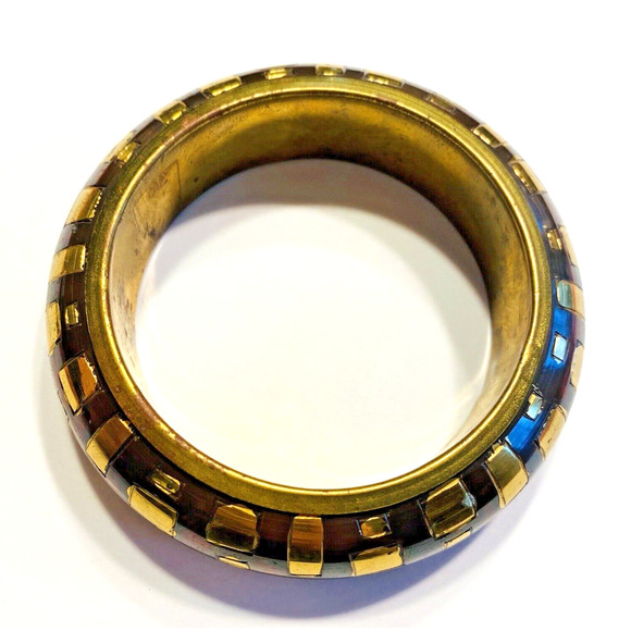 Vintage Brass Bangle Bracelet 1980's Goldtone & Oxidized Metal Inlay Unique Boho - Picture 6 of 7
